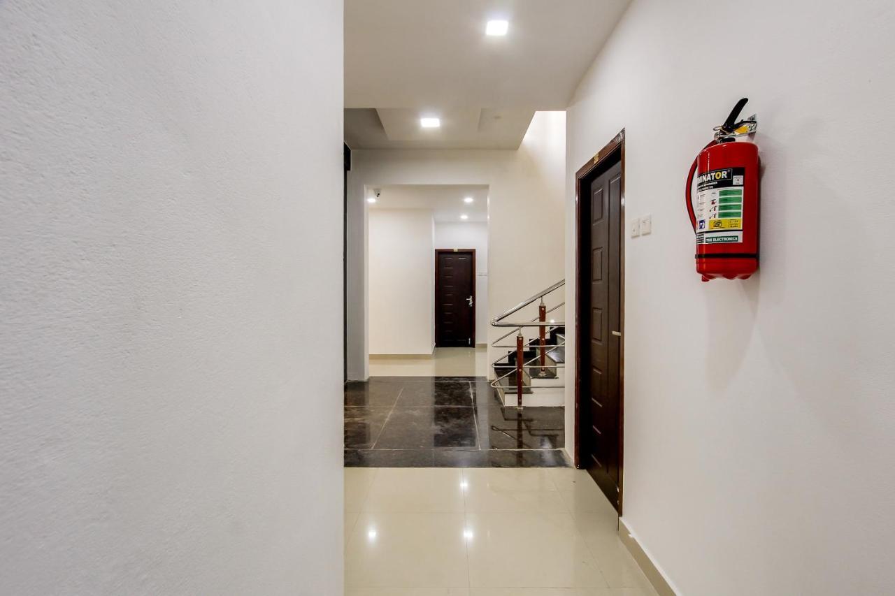 OYO 69625 Mayuraa Residency Hotel Kumbakonam Exterior foto